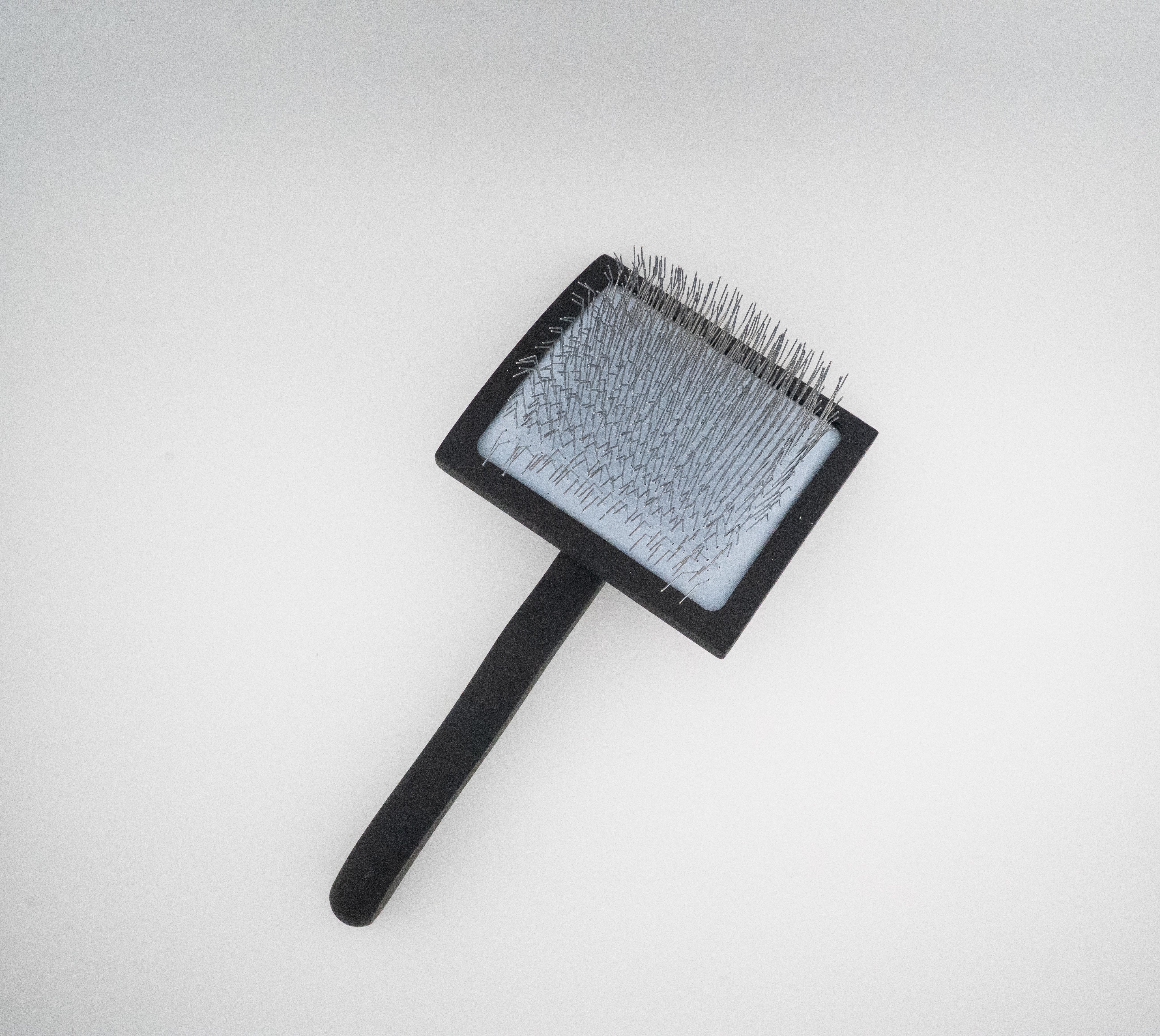 Wellington Slicker Brush